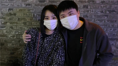 Uzi与RNG关系破裂主动取关官方账号女友发言暗示俱乐部对他无情