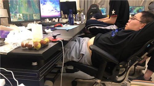 Bo假赛风波后PDD选择暂停直播以躲避压力铁杆粉丝反驳称这只是抹黑与混淆