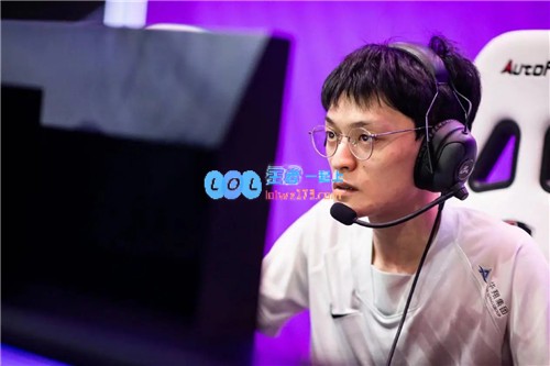 LPL第六周最佳阵容公布JackeyLove与小明华丽入选WE战队成为最大赢家