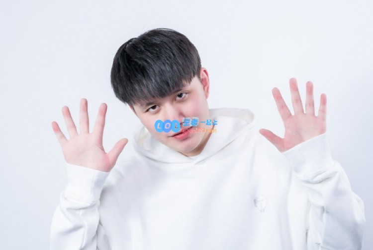 嘲讽Tian？Mark：当时在TES打得太急促了因为我们的蔚先上去就锁定了奎桑提