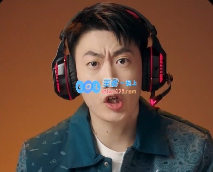 管泽元点评BLG对阵EDG2:0领先局势Knight用吸血鬼游龙表现“简直是在虐菜！”