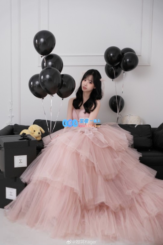 永劫无间女主持娅鸽分享新年愿望，期盼自身健康、平安与聪慧不断提升