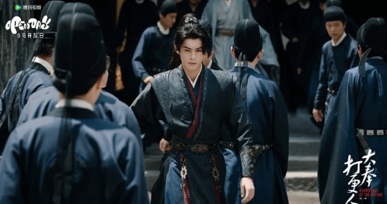 王鹤棣主演的《大奉打更人》在豆瓣仅获5.4评分，网友吐槽演技表现极为尴尬！
