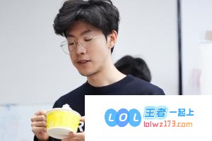 太尽兴了！TheShy在第二赛段惊人地7次被单杀，荣登被单杀王，本局再次遭遇2次单杀