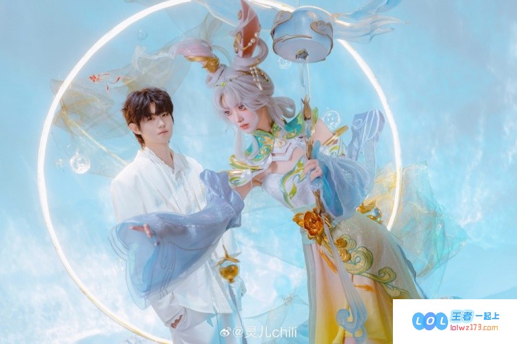 灵儿发表炫丽图片：云神阿离手握天音铃，沟通宇宙奥秘，掌控晴雷雨洒天地，护佑苍生安宁