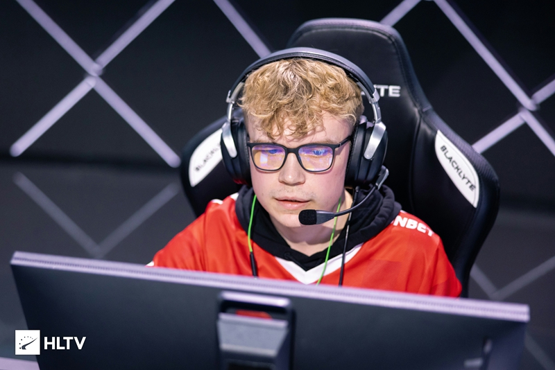 Xyp9x：替换siuhy有些出乎意料