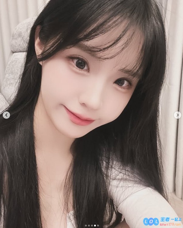 尺帝真是令人惊叹啊！前女友曝光难以置信的爆炸身材美照，引发热议！