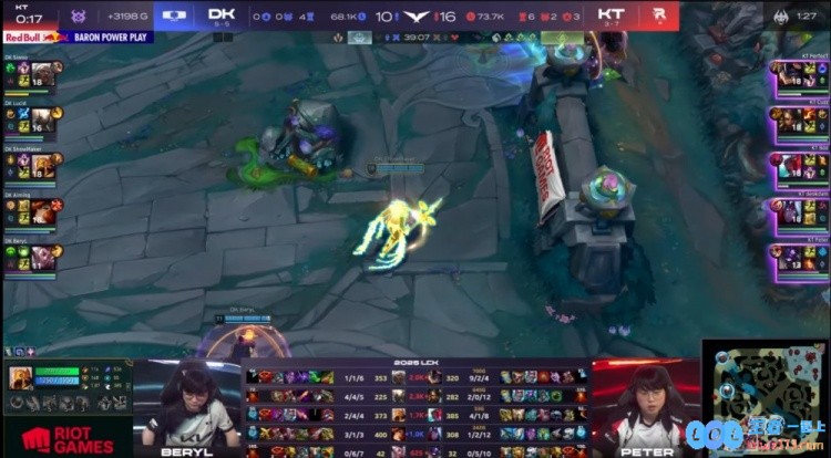 🎮许哥的精彩表现与超强压力！纵横杂耍间基地烟雾缭绕Perfect狂烤敌方3杀KT轻松夺得首局胜利