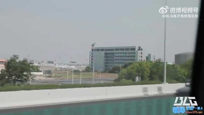 BLG详细公布与FPX对阵全程记录：北川积极与ELK进行后台沟通，而赛场内却全程未见Wei的身影