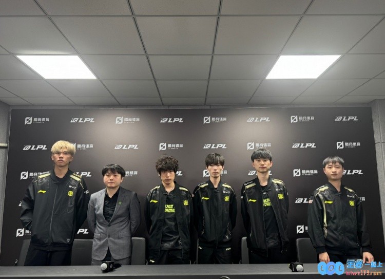 NIP赛后群访中Doinb表达观点：只有先解决自身问题才有资格去指责他人