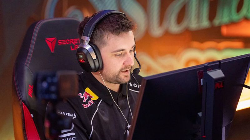梦幻开局，但此刻引入HooXi拯救Astralis是否为时已晚？