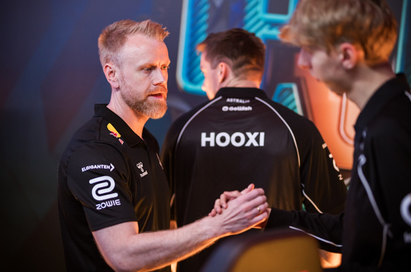 Astralis教练ruggah：相信队伍能够战胜NAVI