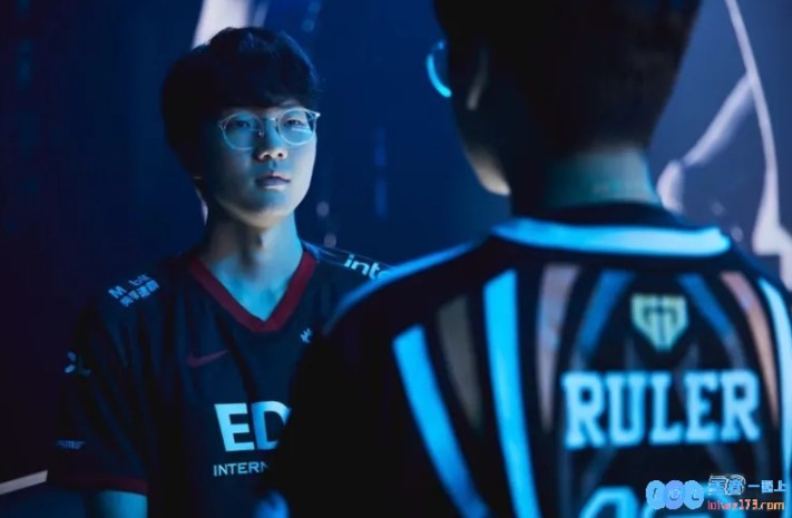 Reddit广泛讨论近五年全球顶尖ADC之争：深度分析Viper、JKL、Elk、Guma与Ruler的表现与影响力
