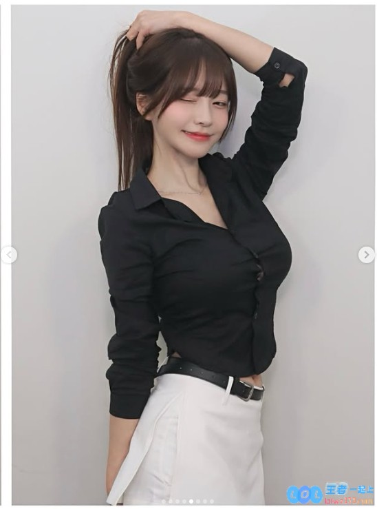 韩版《完蛋美女》主演MJ今日分享最新制服搭配OOTD精彩照，时尚感爆棚！