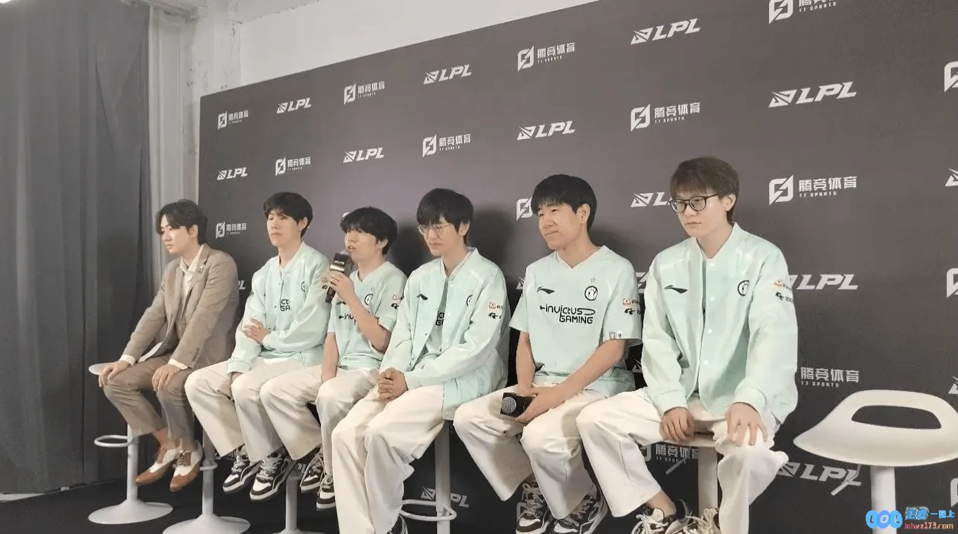 原来我没赢过Xiaohu？！被告知自己首次在BO5战胜Xiaohu，Rookie：一直以来吗……？
