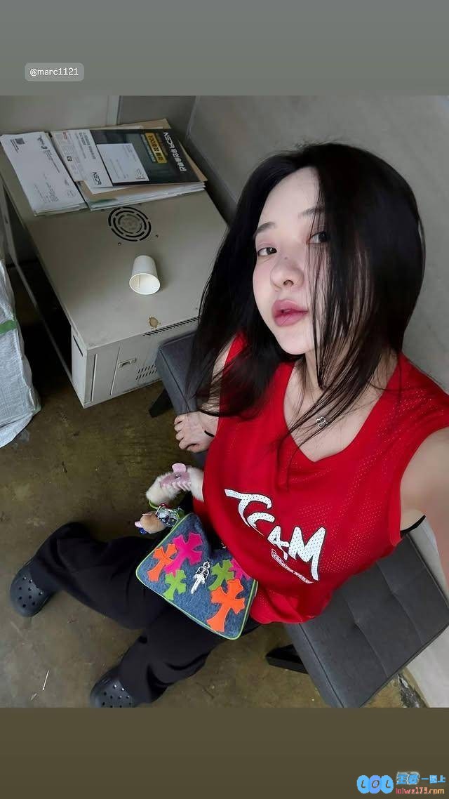 🥵《剑星》伊芙体模再放美图！伸舌头表情太诱惑，瞬间抓住你的心!