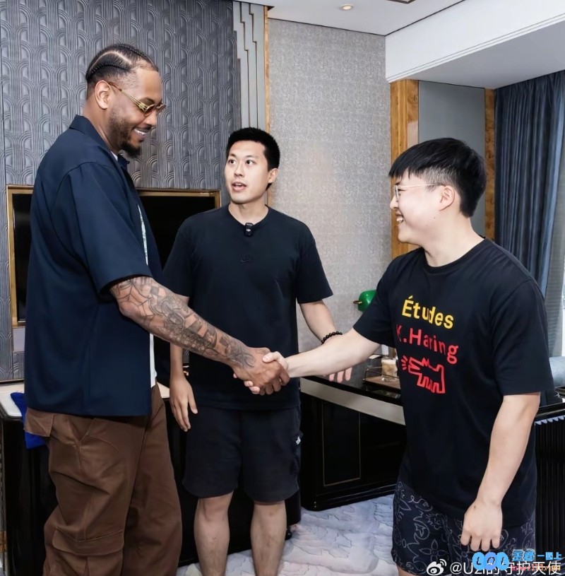 梦幻联动！NBA退役球星安东尼祝贺Uzi入选英雄联盟名人堂，跨界合作引热议！