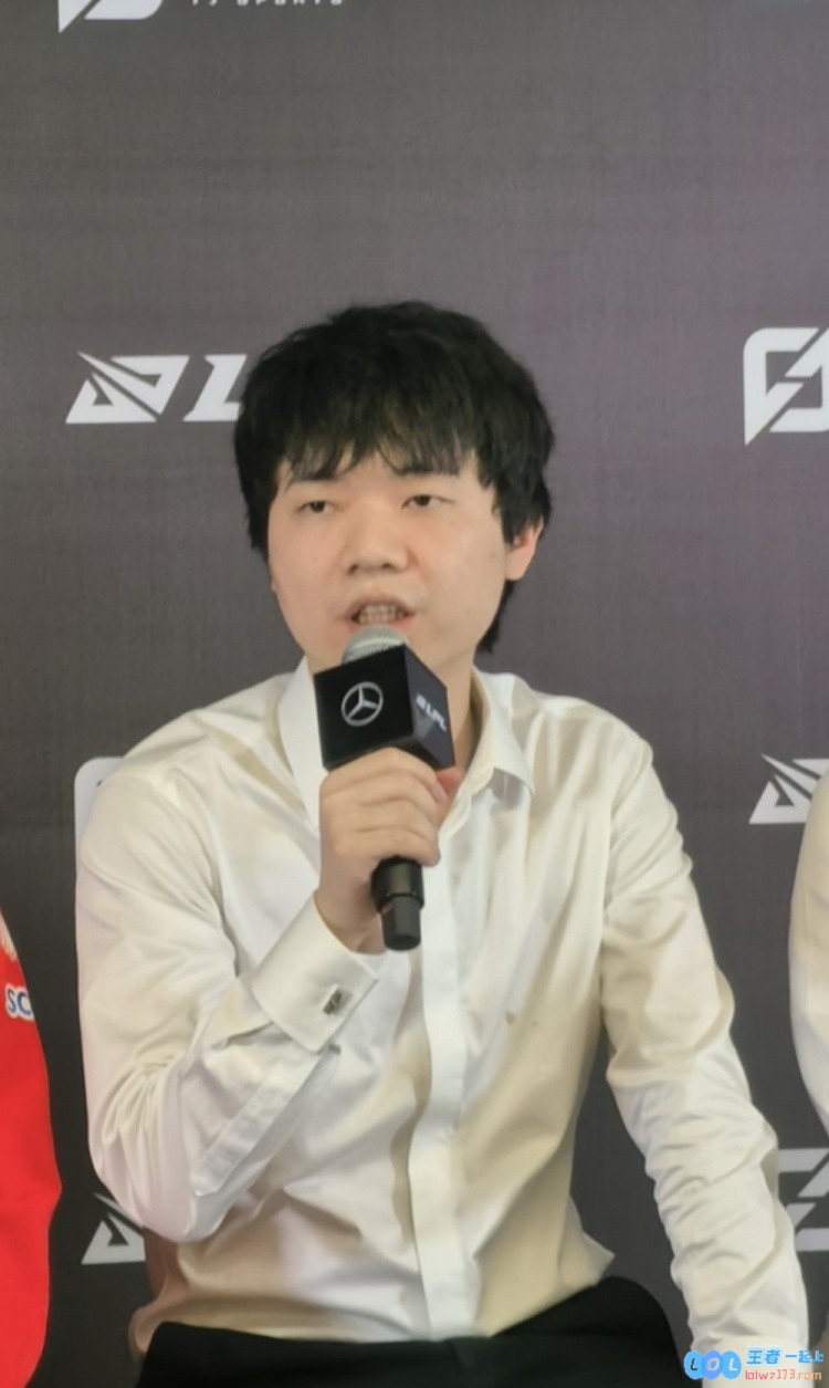 不把Scout放在眼里？！WE教练：JDG是围绕AD的队伍针对他就完事了