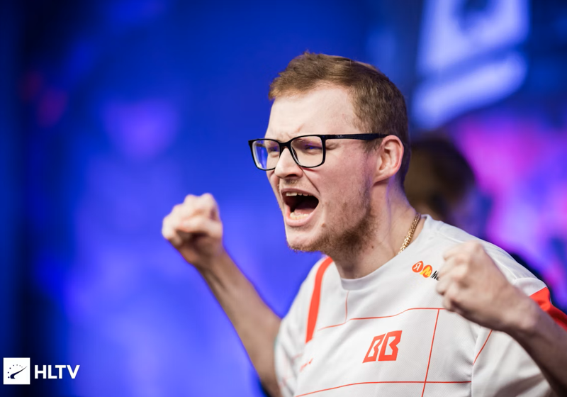 Boombl4战胜Wildcard后激情呐喊：回家吧，Amouranth！