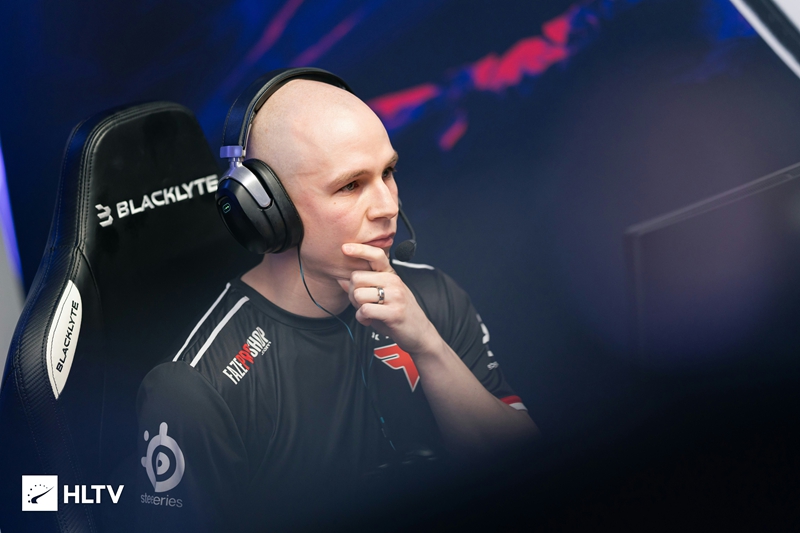 EliGE：CSGO的s1mple就是神，如今他已非常接近