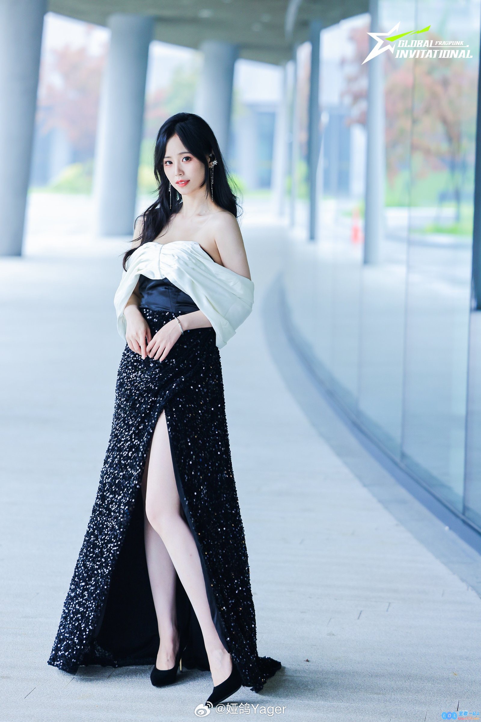 永劫无间女主持Yager晒照：有照片发送失败偷偷藏在草稿箱啦，这背后有什么故事呢？