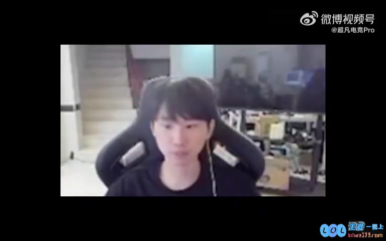 Doinb推销Uzi皮肤：韩服出第一天我就买了这个皮肤好看确实好看