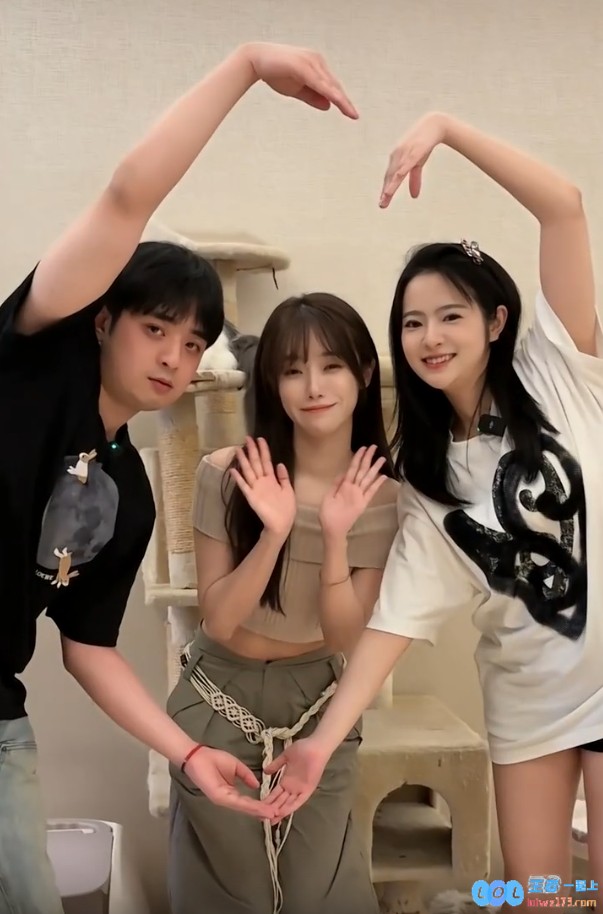 女主持人小钰分享与毛毛、kris合拍视频：
