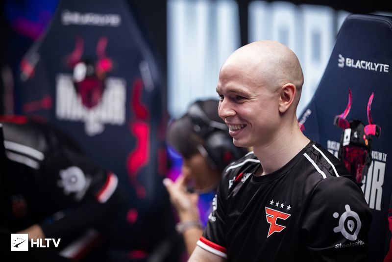 EliGE：我不认为s1mple打完这次比赛后就会说“不想打了”