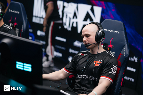EliGE谈s1mple：他做了他需要做的一切