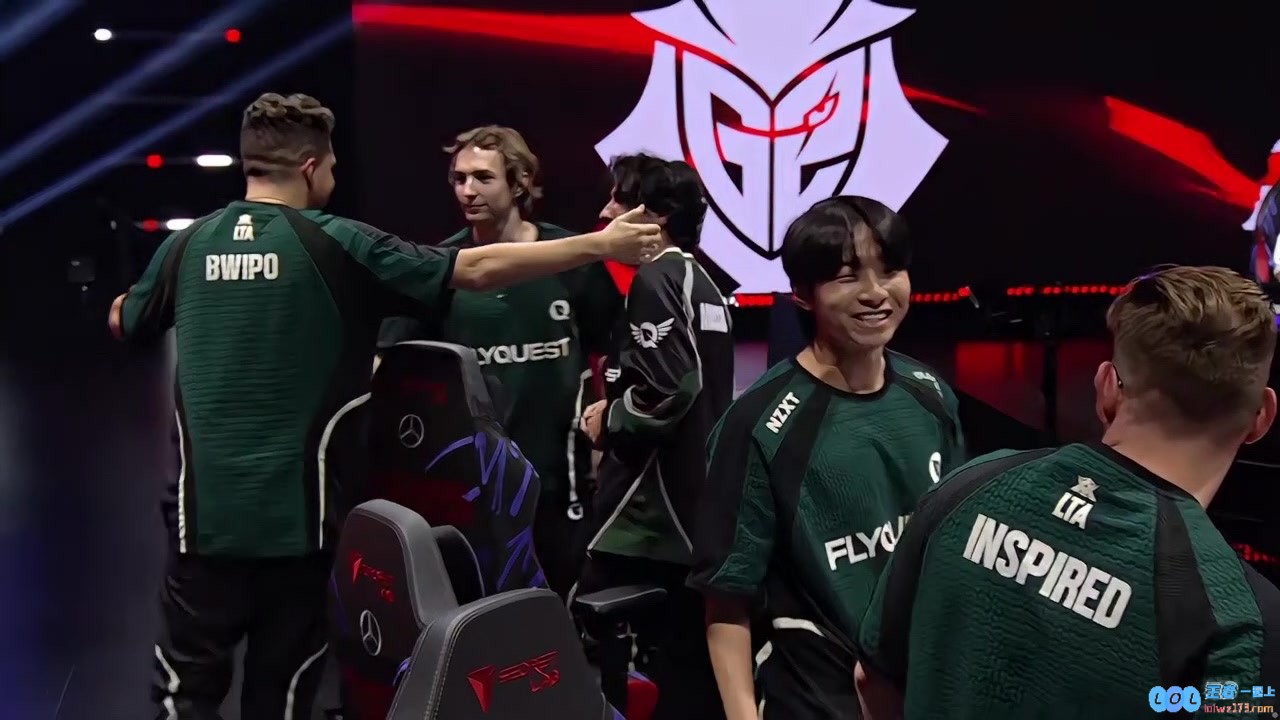 被打懵了！赛后FLY选手神采飞扬G2全员懵逼Caps表情心事重重