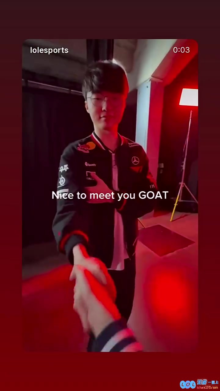 Faker＆HongQ互动视频：当我首次问鼎世界冠军时，你不过六岁年华，这段青春记忆在电竞中的绚烂绽放