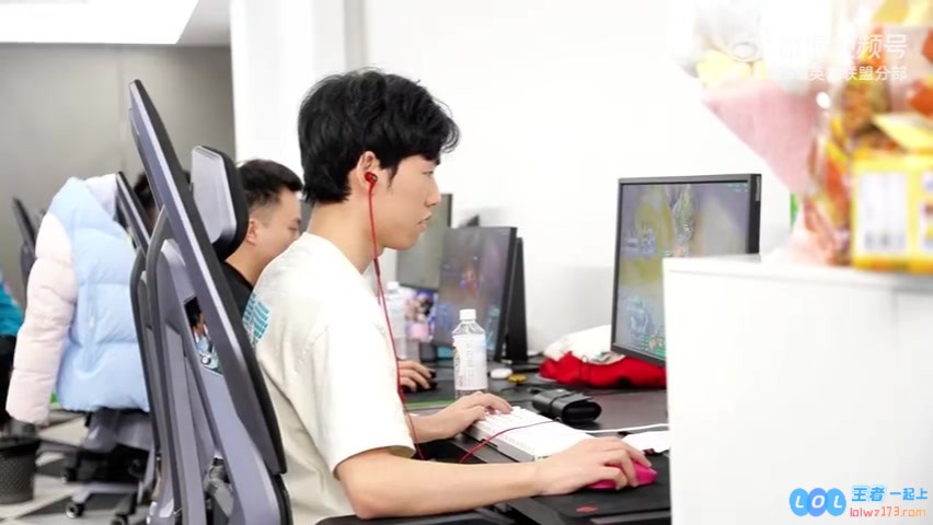 WBG发布视频告别辅助Hang：祝福你千帆过尽，仍是少年模样