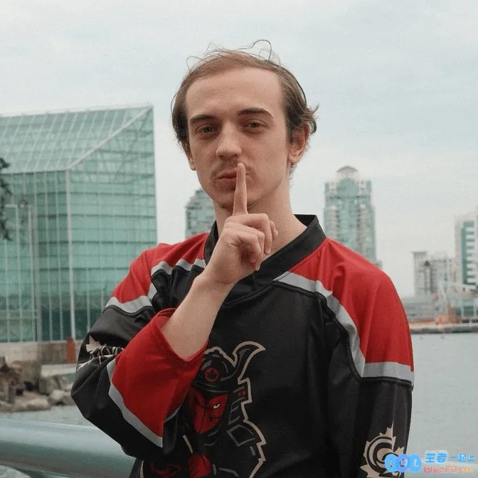 G2官推发文：给质疑我们的人来一点小小的震撼，成就辉煌的胜利与荣耀