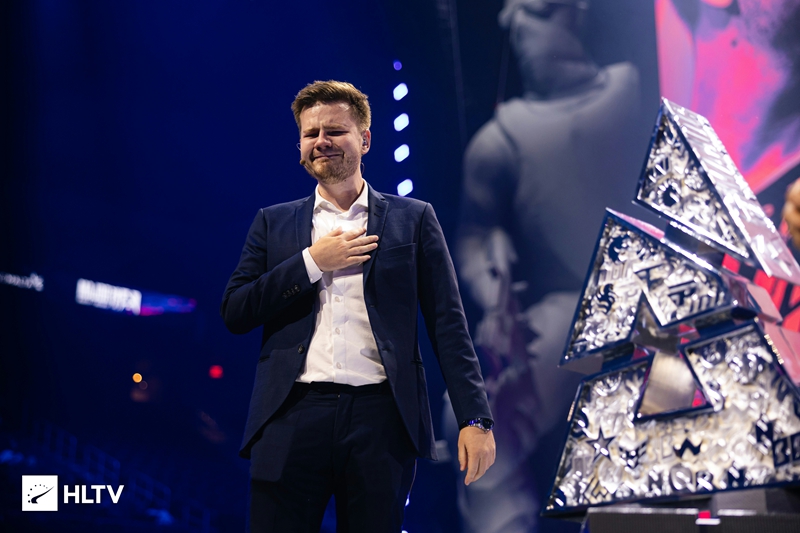 dupreeh：解说只是暂时工作，未来考虑担任教练