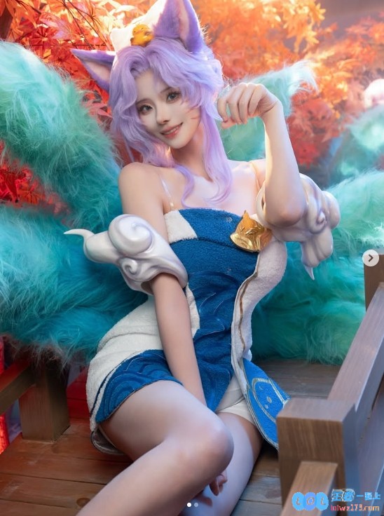 Faker美女粉丝晒照Cos温泉阿狸皮肤：紫色的头发也很有韵味哦~