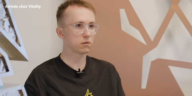 ropz：花了很长时间考虑是否留在FaZe，建议年轻人平衡好学业和游戏