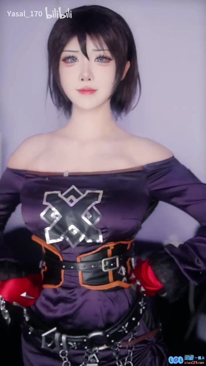 数值的魅力！韩国CoserYasal更新视频：嘘～轮到四姨来奶你一口啦