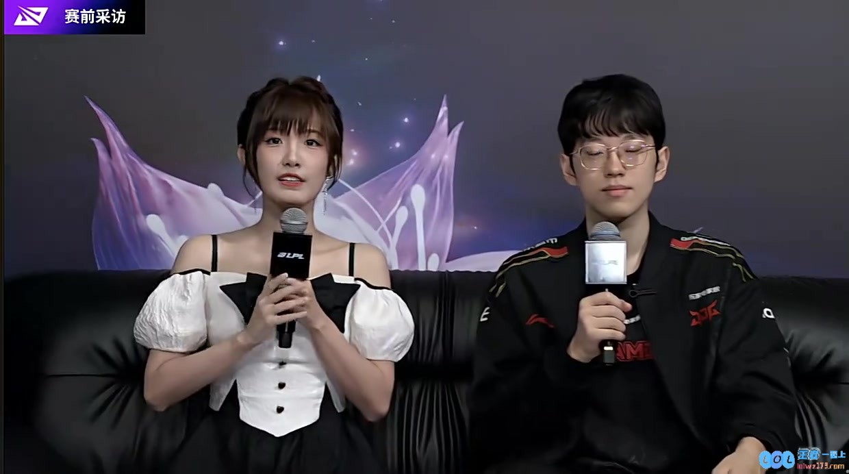 Scout：我们做好自己就行，继续努力加油吧，勇攀高峰，展现自我价值！