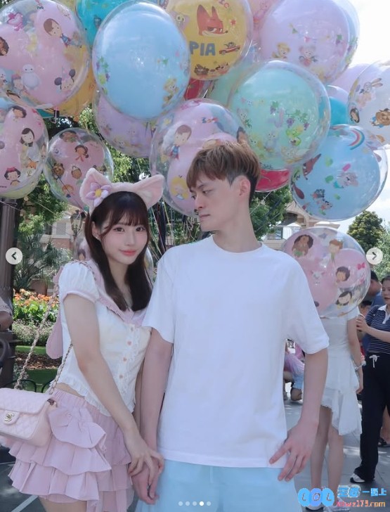 FoFo女友晒照：去迪士尼二人世界~₊⁺?₊⁺，共度浪漫时光的奇妙旅程