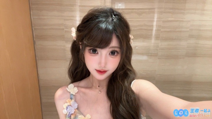 KPL解说琪琪晒照：今天是油画风这套妆造肿么样呀～