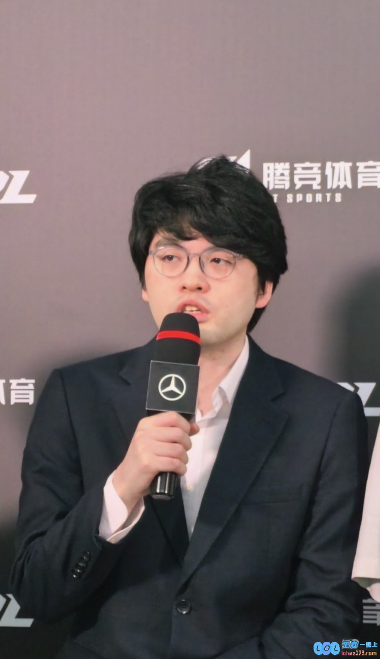 你赢了你说了算！TES教练：芸阿娜这英雄对线团战都挺一般的，深度解析背后的战术思考