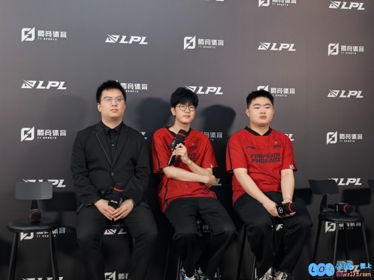 FPX赛后群访Jiejie：我更擅长BO5希望能走的更远多打几个BO5，展现无限可能