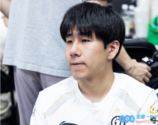 能稳能杀！Gala延续良好状态希维尔后期兜底卡莎中期爆C