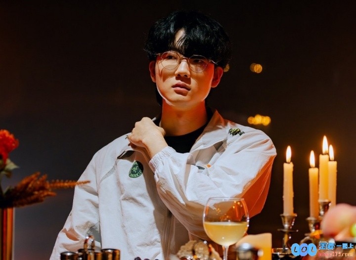 老公心里苦啊！Viper尽力发挥砍下20_10_32数据但难顶队友卧底，带来一场心理的洗礼