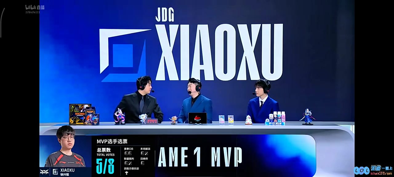 管泽元：按照这个剧本我要预测3：0了，感觉两边内容差的多，赛场上的焦点争夺与选手心理的博弈