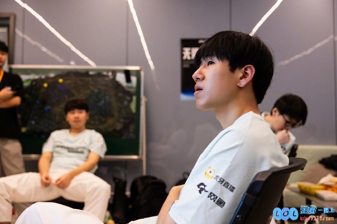 世界聚焦于你！Gala卡莉斯塔救世级发挥一人拯救队伍于水火