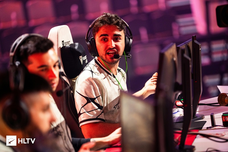 jottAAA：每次登上舞台，我们都想展现最好的自己