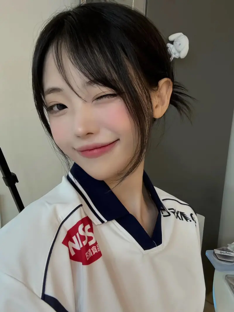 QWER女子乐队成员Hina为DRX加油：Hinabuff已激活