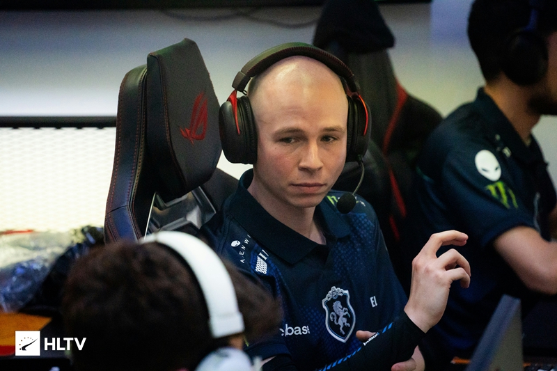 EliGE：FaZe想试新风格却半途而废，重返老东家很开心