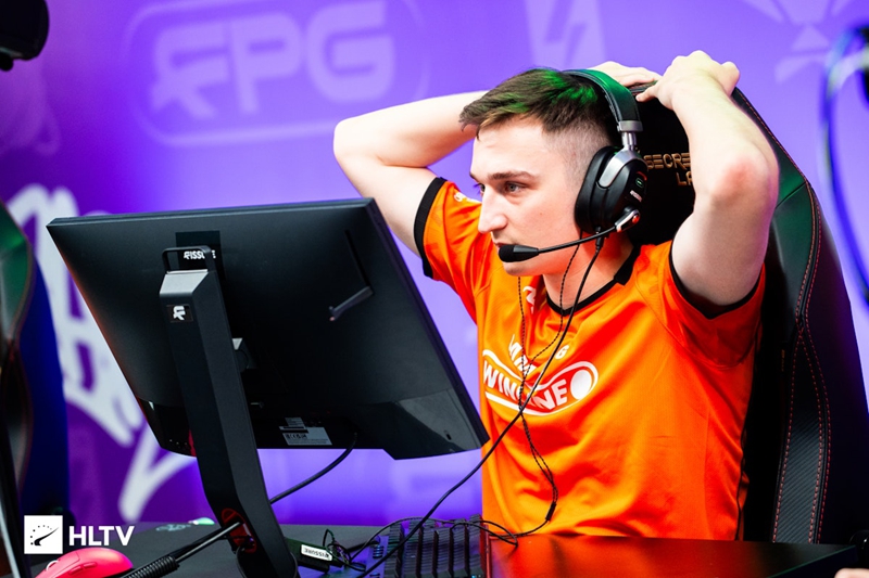 Virtus.pro因队员遭边境拒签无缘EPLENCE替补参赛